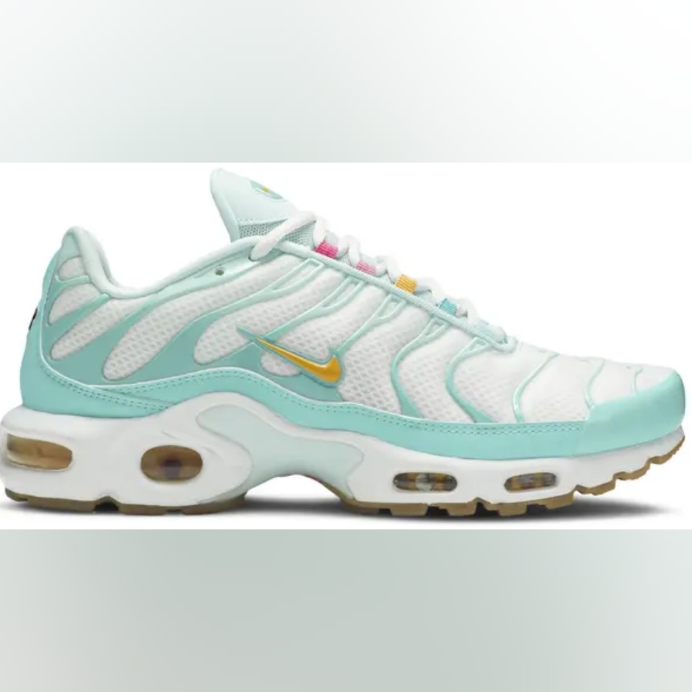Nike Women's Air Max Plus Teal Twist/University Gold